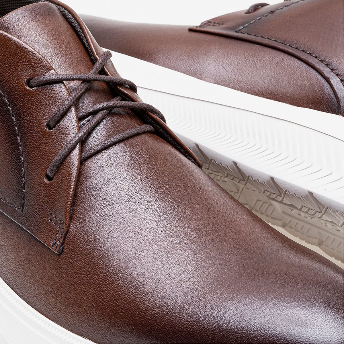 Bota Metropolitan Collin Ultra Light Marrom