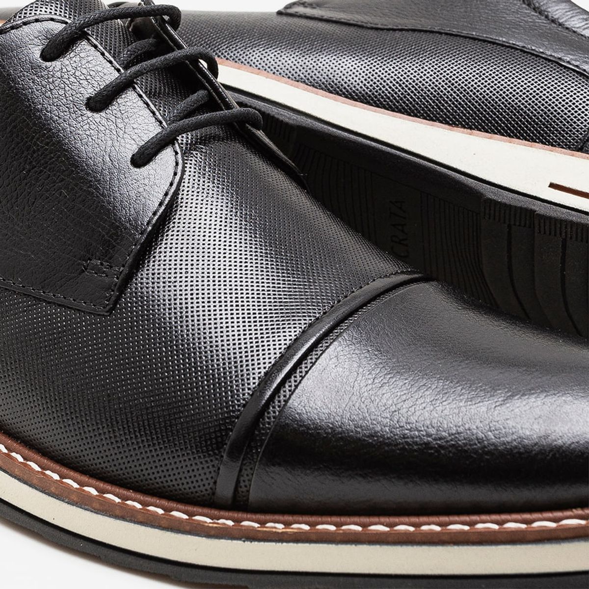 Sapato Metropolitan Oliver Preto